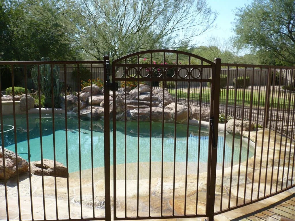 pool fencing homestead